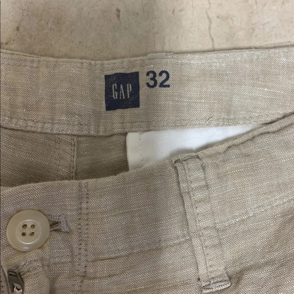 Brand new size 32 men’s gap shorts for summer - Picture 3 of 6